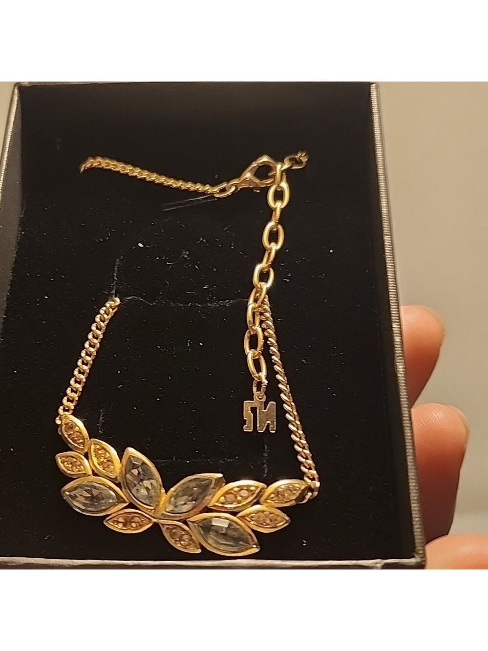 Nina Ricci necklace - Picture 10 of 12